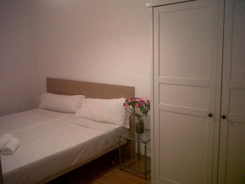 Km1 Amparo Apartments Madrid Zimmer foto